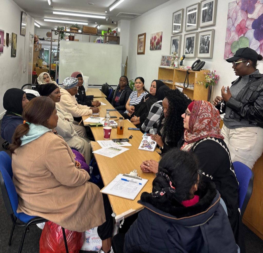 Discussion during CAS Feeding Mothers Program, with nurses sharing insights on infant feeding, motherhood, and wellbeing support in Rochdale.